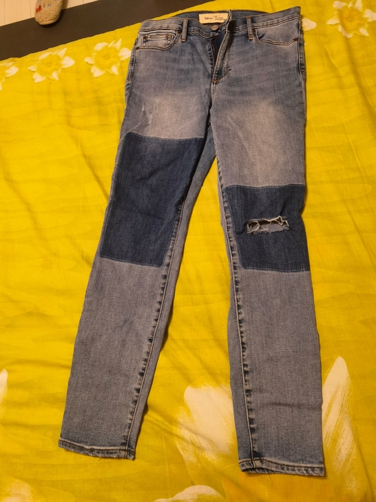GAP 破洞做旧拼色牛仔裤 30r码