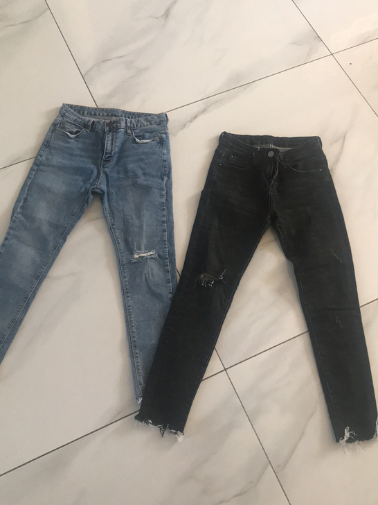 破洞小脚牛仔裤两条