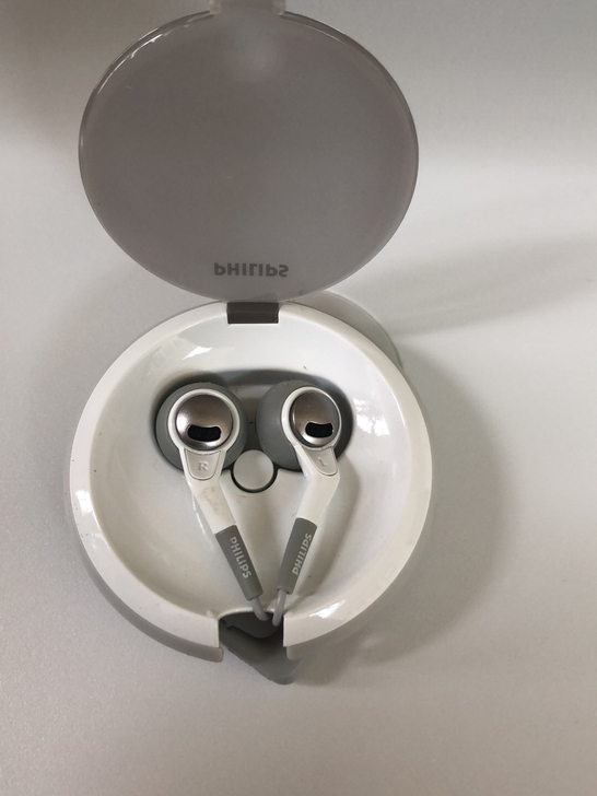 绝版飞利浦平头耳机，仅一个！音质靓！不偏不...