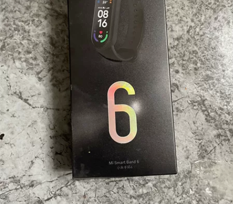 小米手环5还是4忘了，闲置出，屏幕有划痕，...