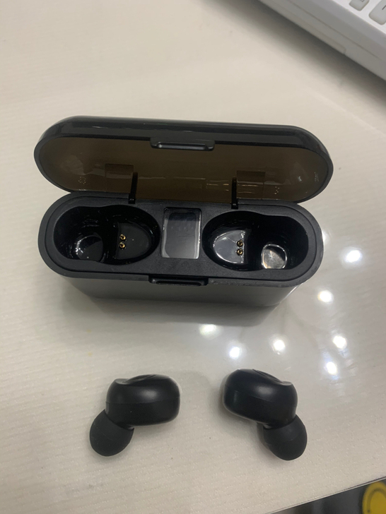 闲置耳机  低价出不包邮