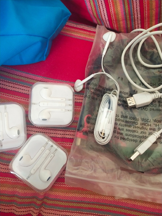 华为原装耳机，全新