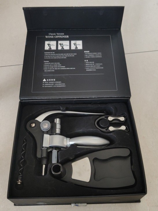 高端红酒开瓶器，只使用过一次，不知道怎么样