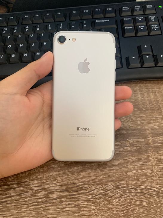 iPhone 7苹果7手机全网通打游戏工作...