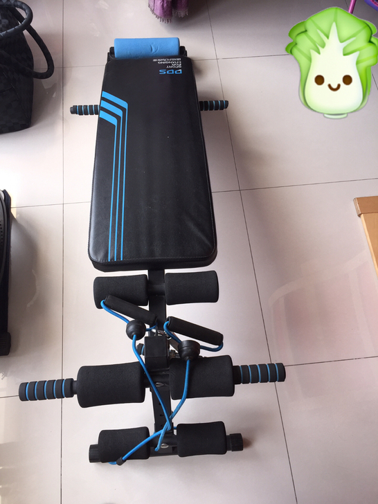 低价处理多功能仰卧板腹肌板,几乎全新,因为...