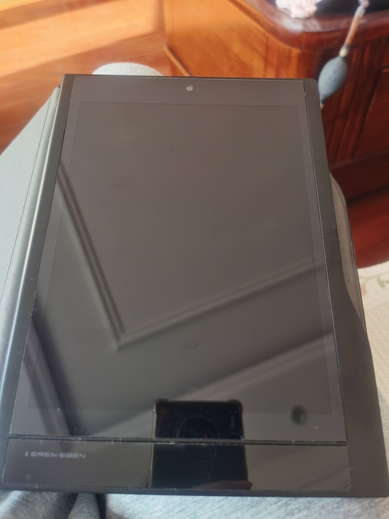 E人E本T8 一直闲置在家，外壳有点磨损，...