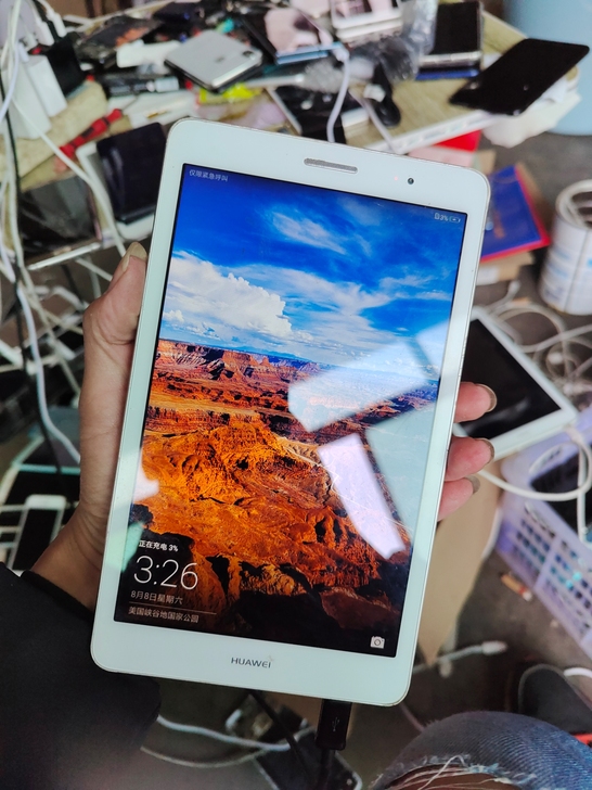 华为平板2017年的触摸不动  不议价谢谢