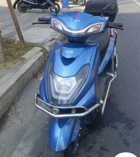 大货架慢出自己开的6个大电瓶台铃电动车 车...