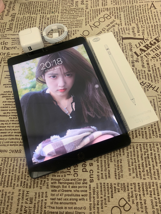 ipad2020款2019款128g  插...