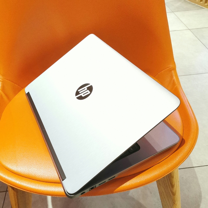 小姐姐自用  五千多买的  惠普笔记本电脑...