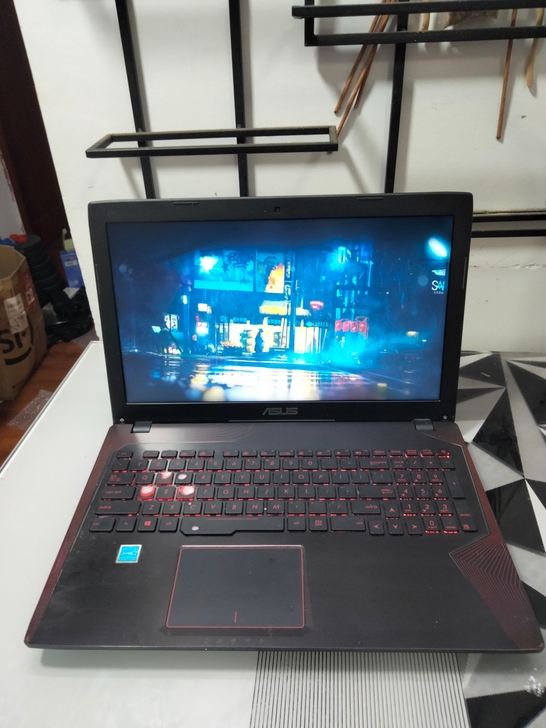 华硕飞行堡垒FX53笔记本电脑游戏本处理器...