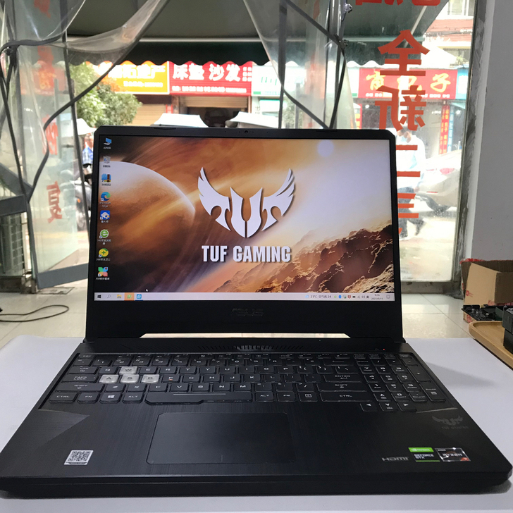 高端游戏本:华硕FX95笔记本电脑,锐龙R...