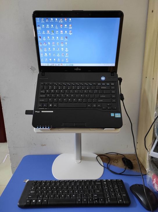 自用笔记本i3， 500g hdd， 4g...