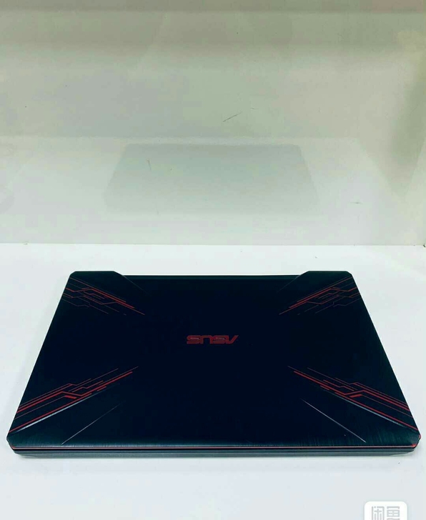 华硕飞行堡垒FX80 I5-8代笔记本电脑...