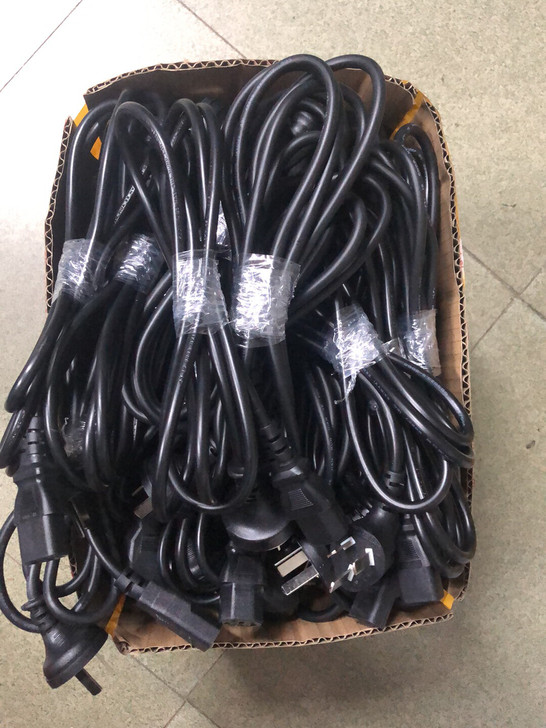 服务器原装电源线，成色很新，10条包邮，电...