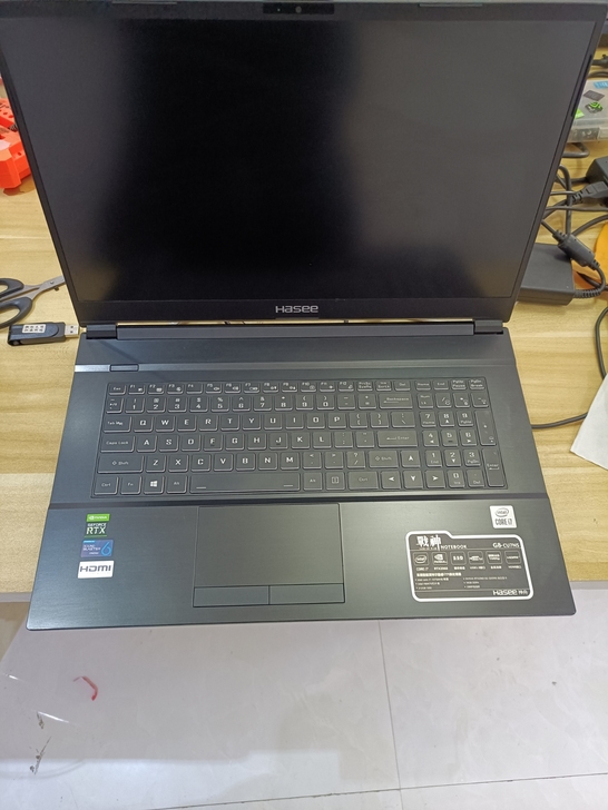 神州G8 17.3寸巨屏 i7 10代 1...