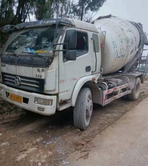 16年揽伴罐车，公司户，可黑可白，价格便宜...