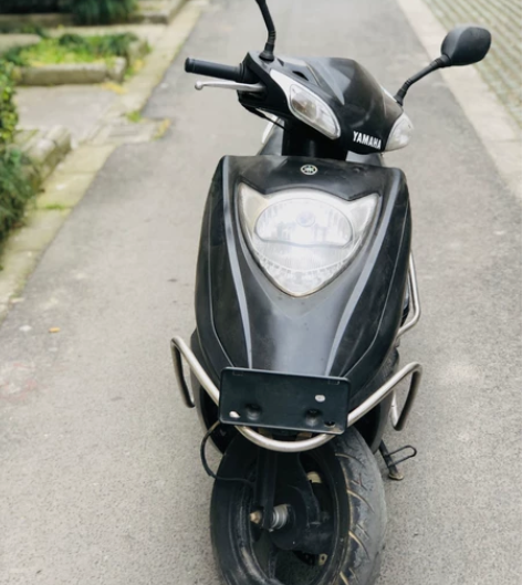 没车牌，没手续，日本雅马哈踏板摩托车，车况...