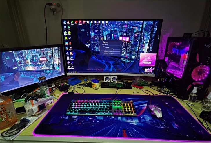 【挥泪倒闭】发光鼠标垫超大游戏电竞rgb桌...