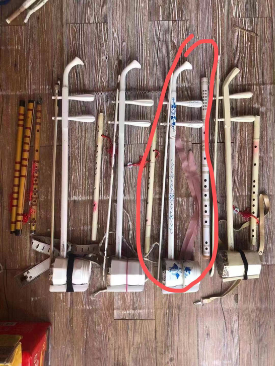 三把二胡六把笛子总共260包邮！单独买二胡...