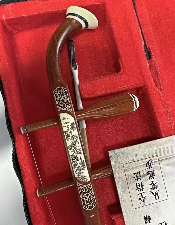 赔钱处理老红木二胡 原价1200多块钱的二...
