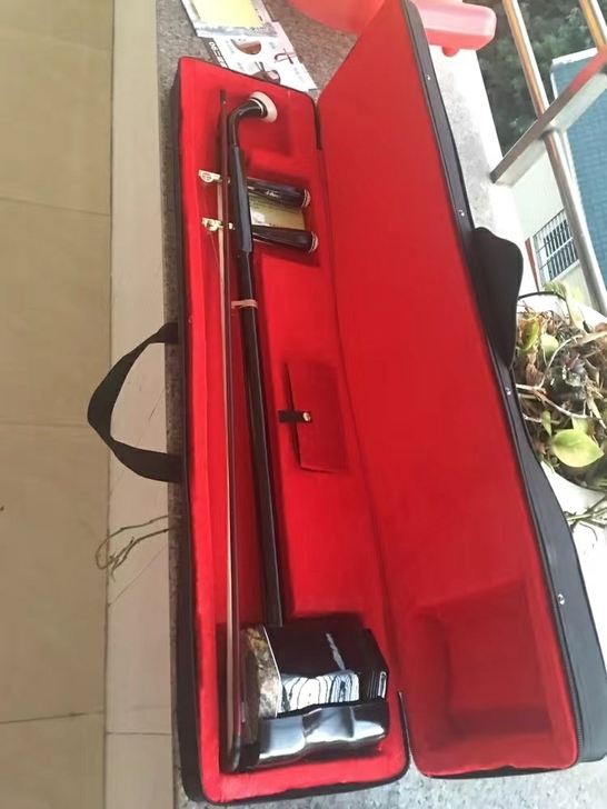 全新二胡 铜轴二胡 音质好 实体店六百多，...