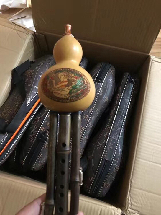 【特价处理葫芦丝】！