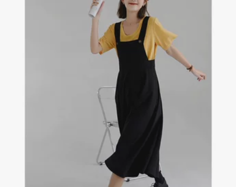 瞌睡兔 全新仅拆吊牌。日系减龄小个子背带裙...