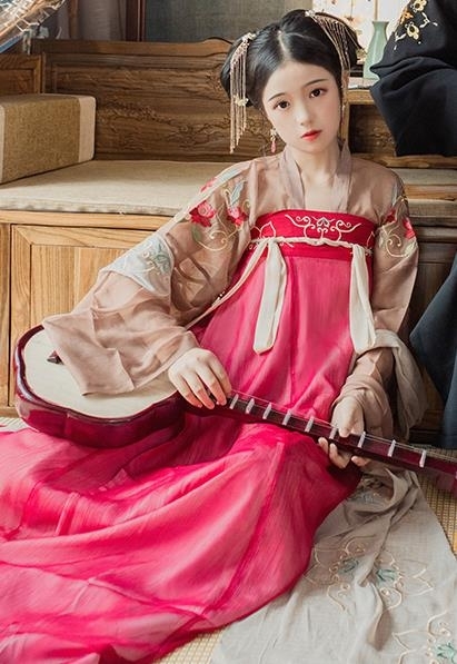 花朝记 汉服 望晴川 弃坑出