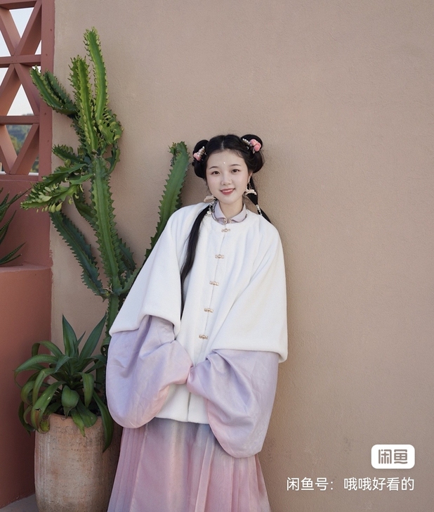 【小白兔】晚香时汉服明制仿貂绒圆领半袖披袄...