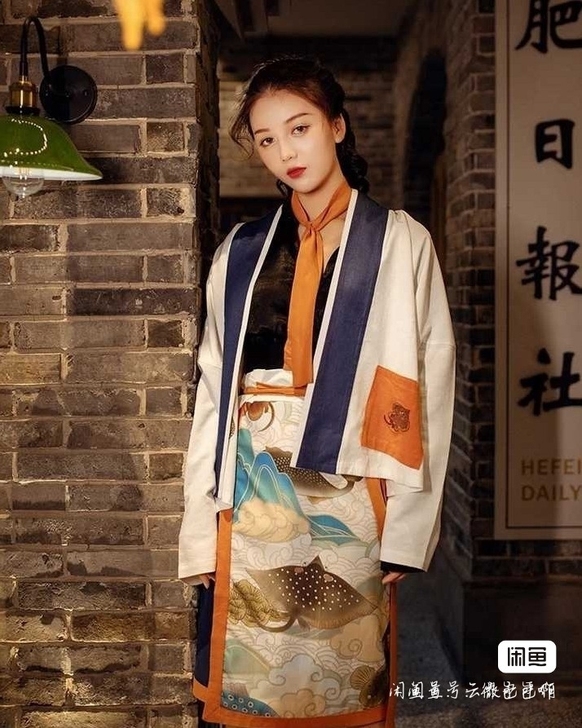 可换花朝记海错图上衣