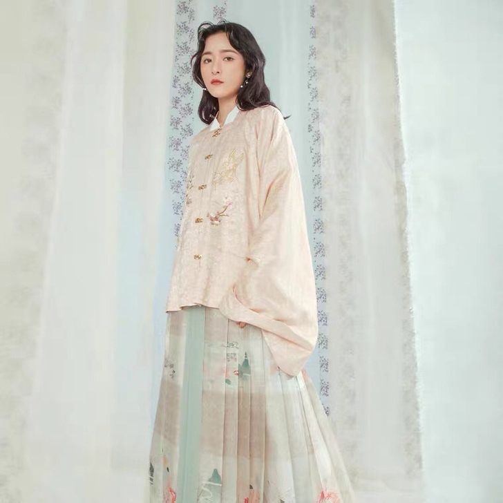 徐娇织羽集[长留]绣花补服一片式马面半裙汉...