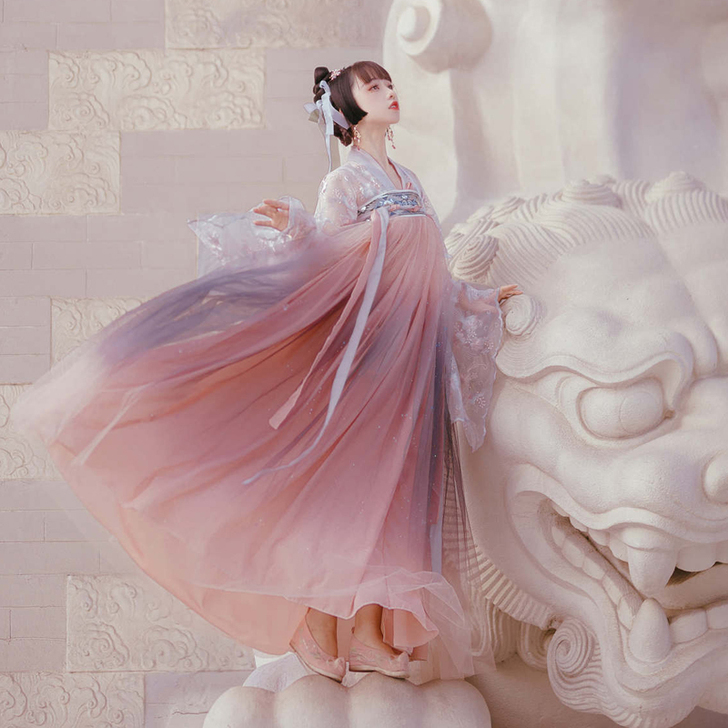 麦欧珀 民族装舞台装