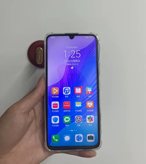 出一台华为畅享20pro5G版 内存6?1...
