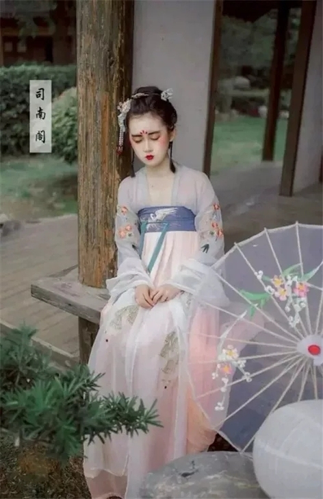 司南阁九夜，山，年轻的时候不懂买的，样子还...