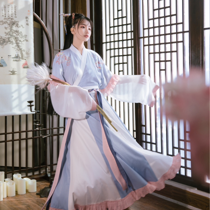 梨花渡 汉服