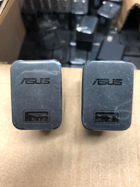 原装ASUS华硕充电器5.2V-1A手机充...
