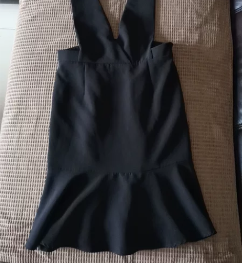 适合90-110斤穿，黑色雪纺鱼尾中裙 感...