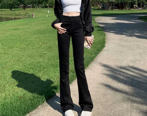 黑色加绒微喇牛仔裤女春秋2021年秋装新款...