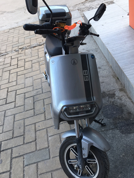广州五羊电动车,新国标,才买几个月,仪表膜...