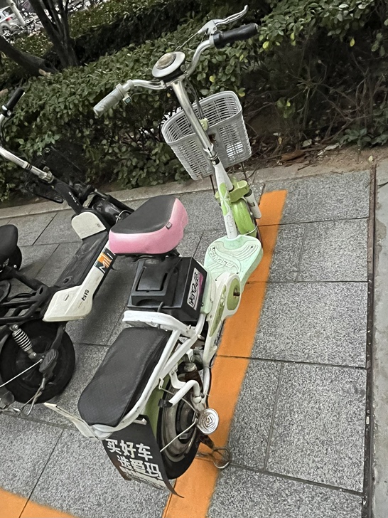 出电瓶车:450##amp;yen; 能跑...