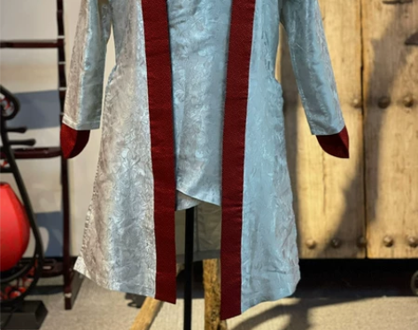 公司大量汉服清仓处理，超级白菜价，买到就是...