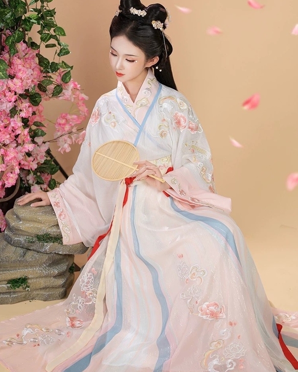 墨子研 全套有吊牌  随意 挺喜欢的 所以...