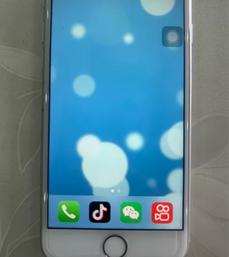 苹果8，64g 白色，外观完整，无划痕以前...