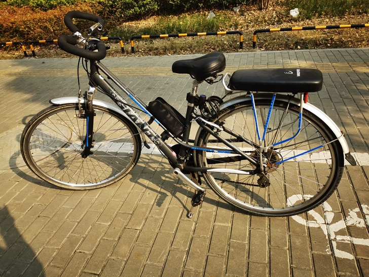 捷安特帝柏3300，旅行自行车，700c轮...