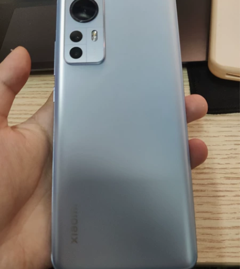 小米12，内存256G，无划痕磕碰，掉漆只...
