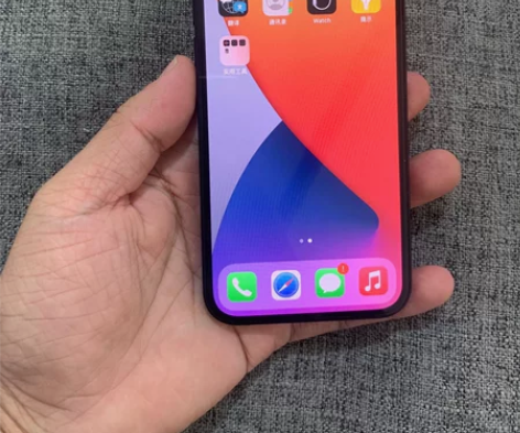 苹果12 128G国行双卡双待，成色很好电...