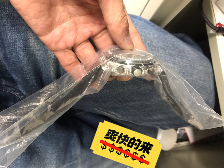 意卡伊手表，一次没带过，朋友送的，全新，后...