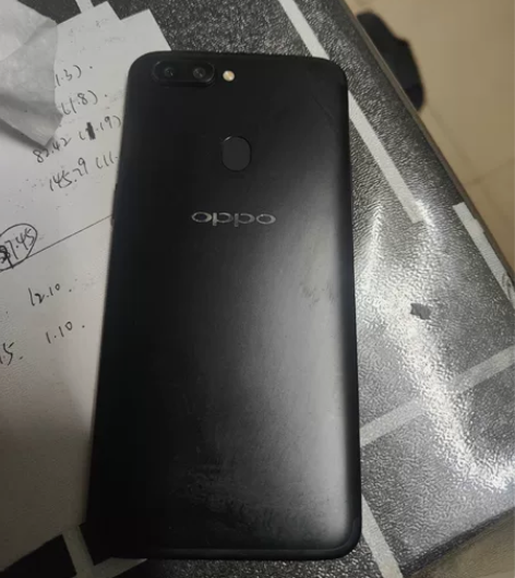 OPPO R11s 备用机，换过屏幕，正常...