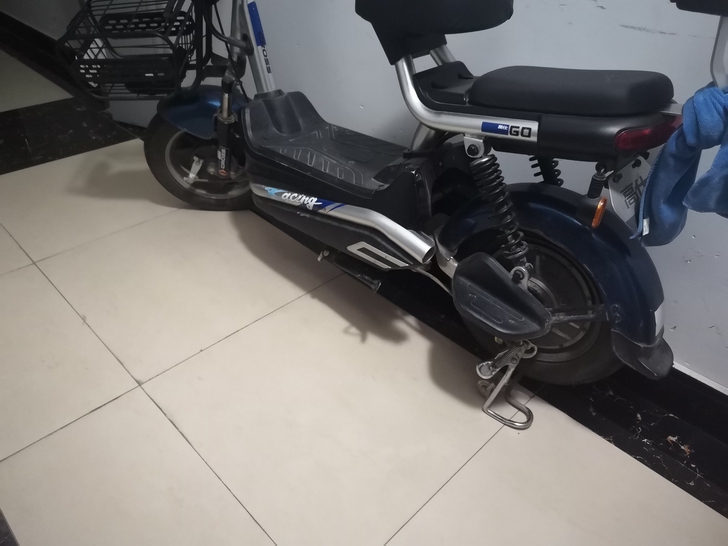 2020年买的电车，9成新，